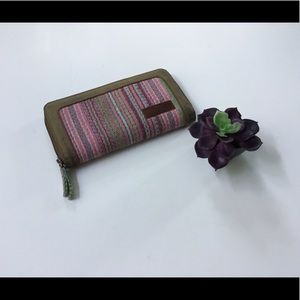 Roxy multicolored fabric wallet